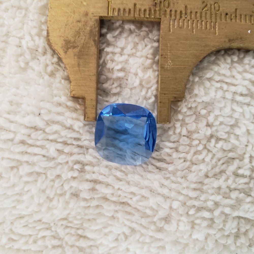 Large blue topaz (2)